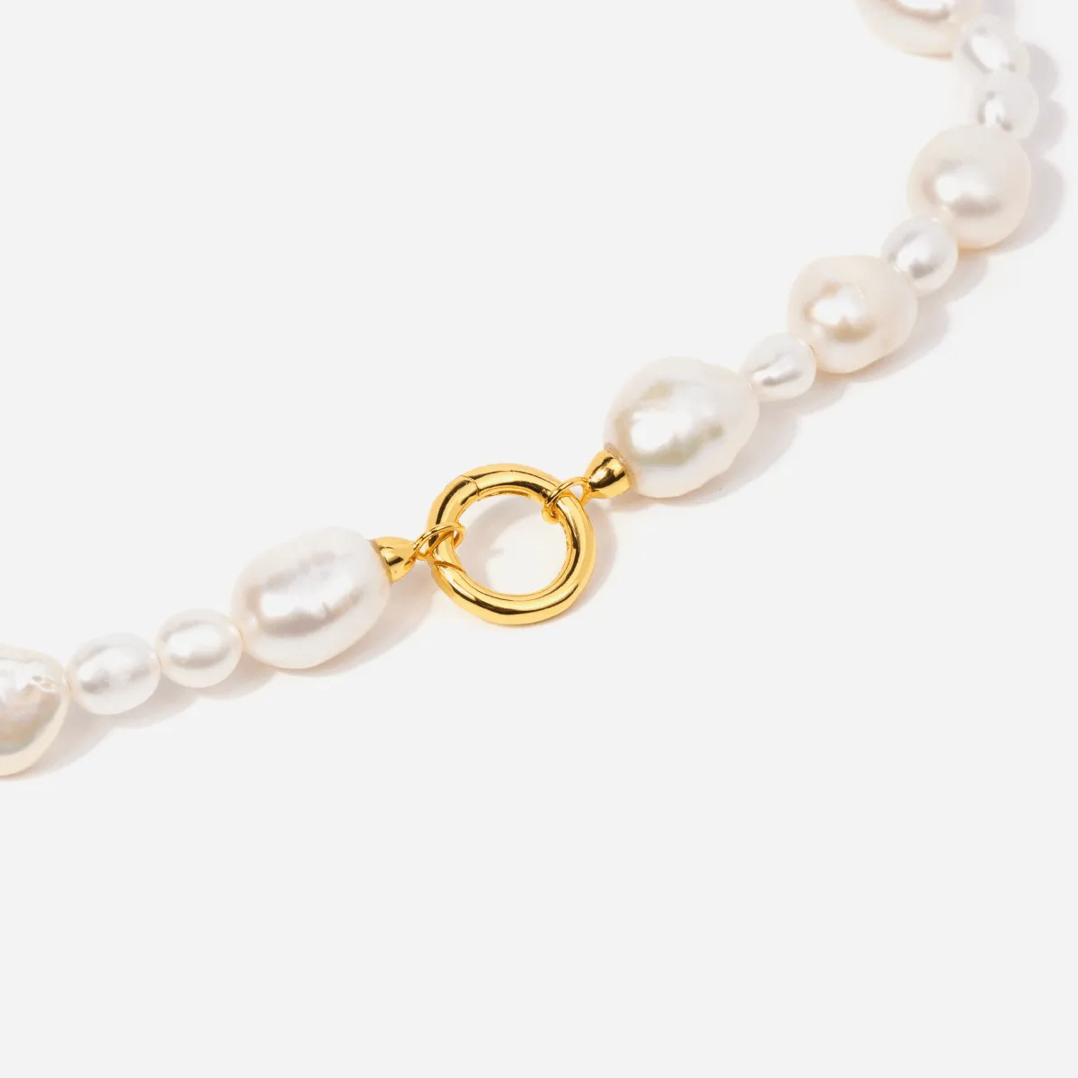 Ayla Irregular Pearl Necklace