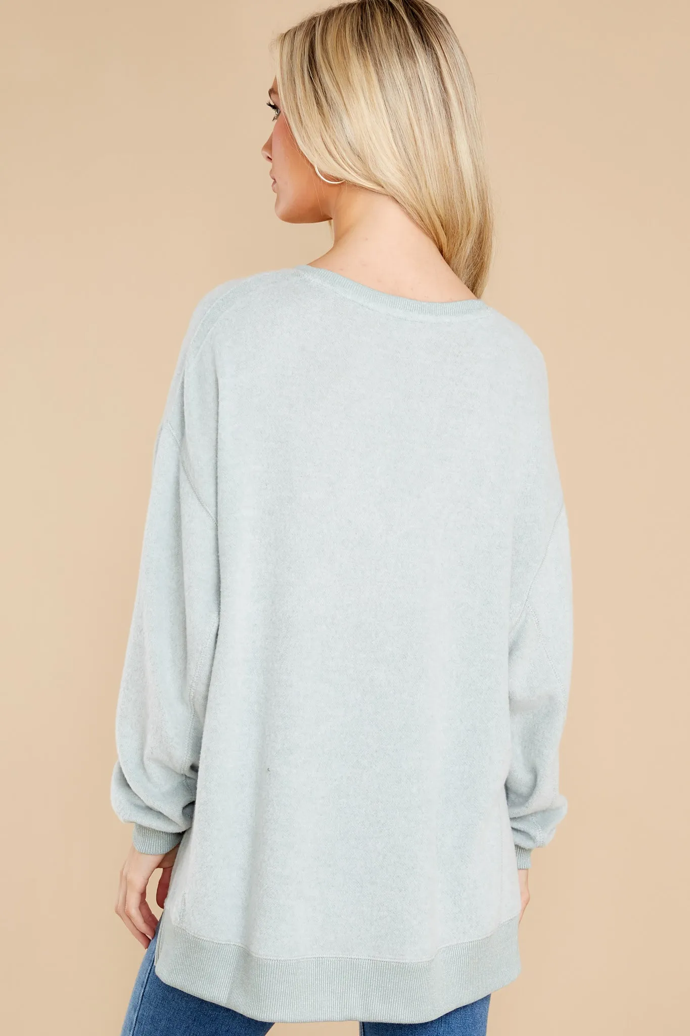 Cozy Aqua Stone Modern V-Neck Weekender