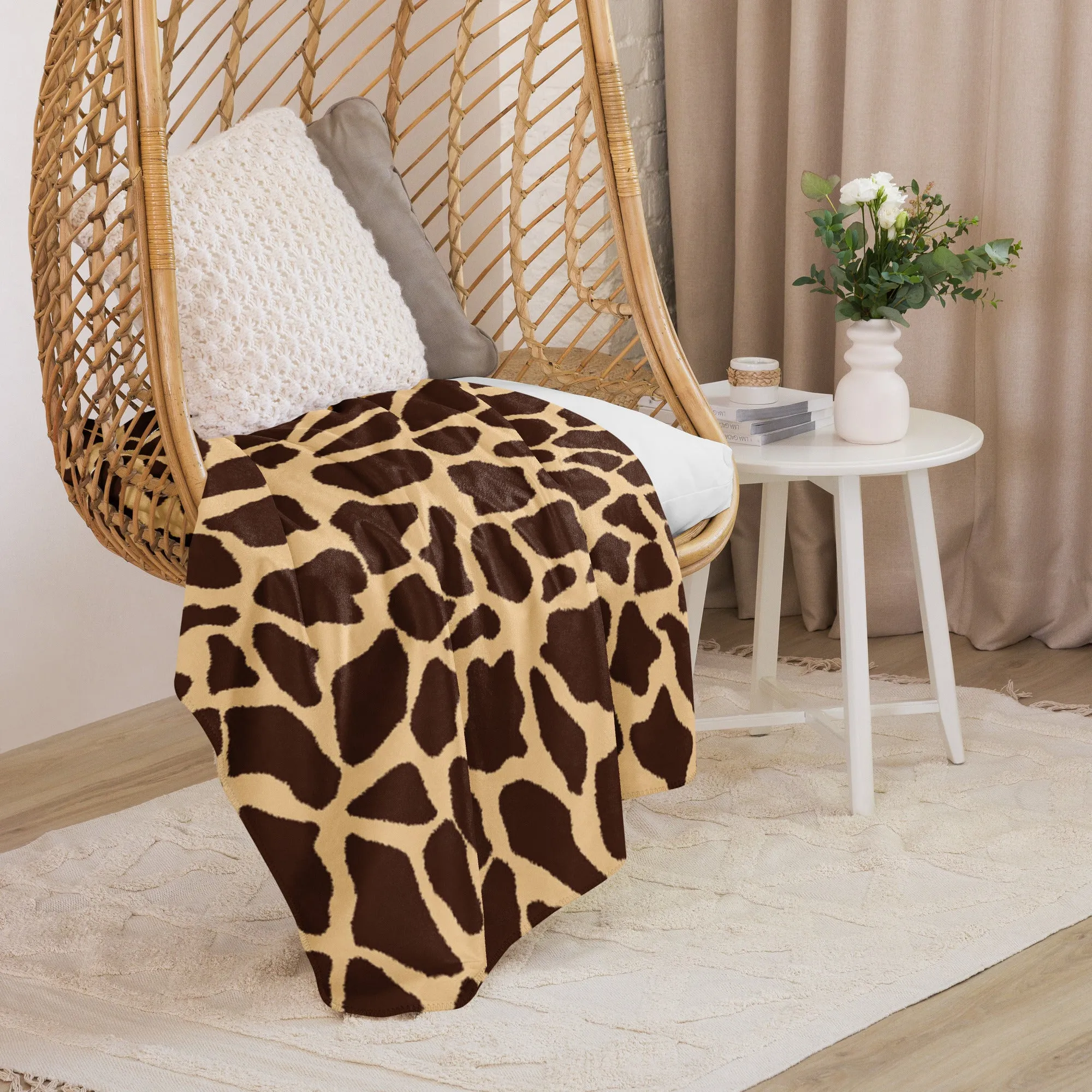 Giraffe Print Sherpa blanket lioness-love