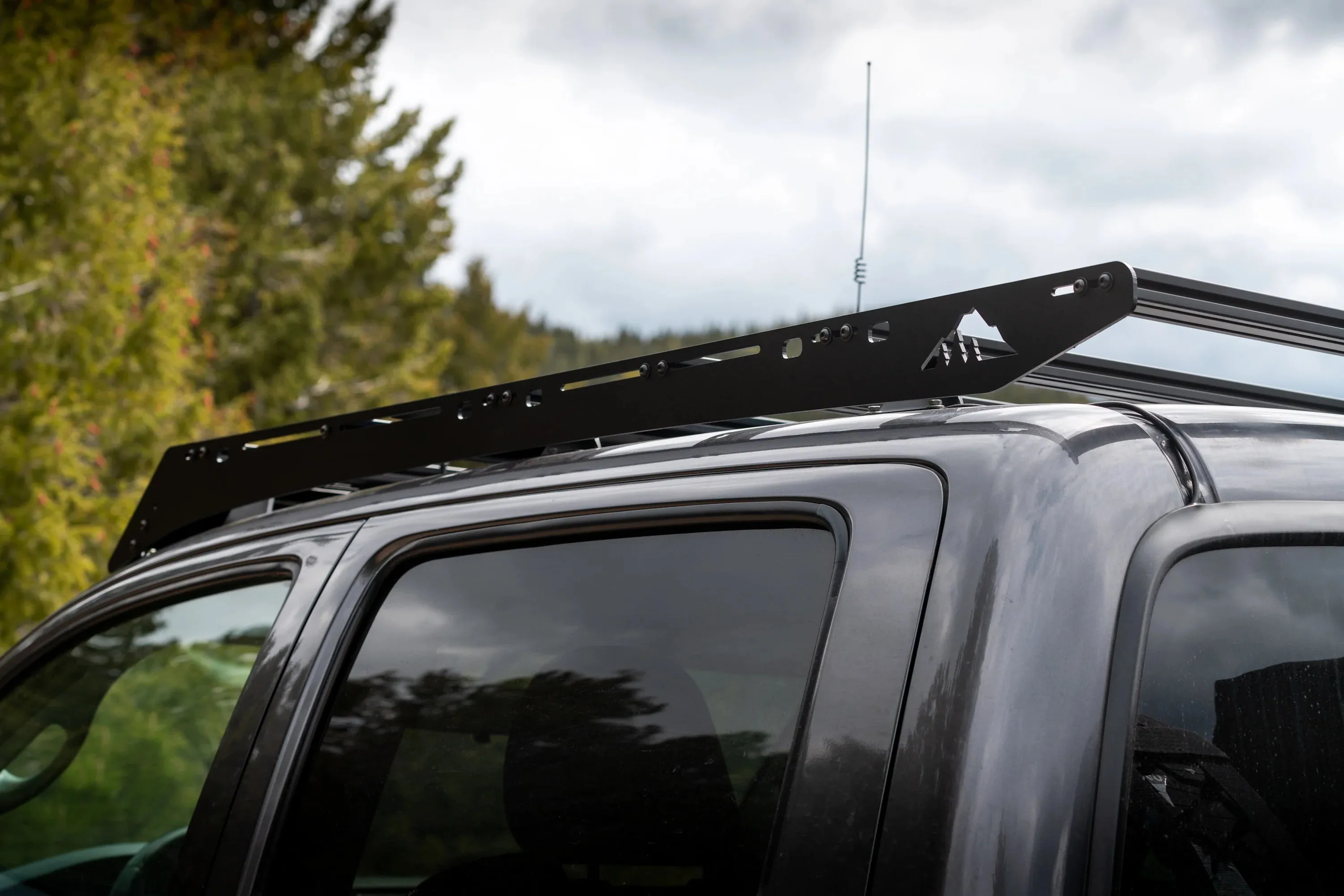 Grand Teton Sport Rack for 2005-2023 Toyota Tacoma Double Cab